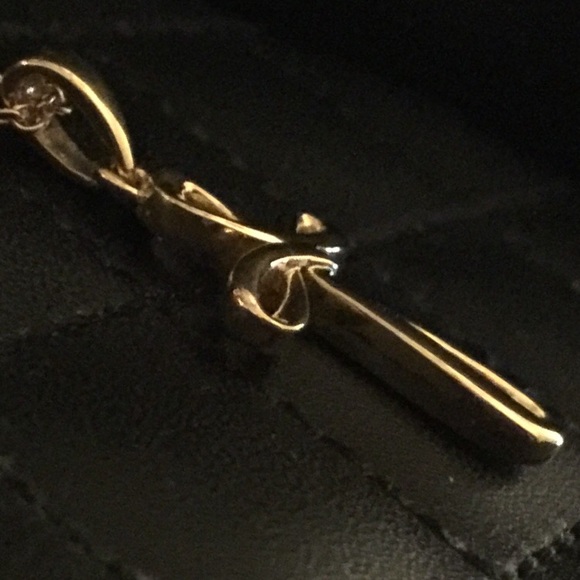 Golden Cross Pendant Necklace - Picture 4 of 7